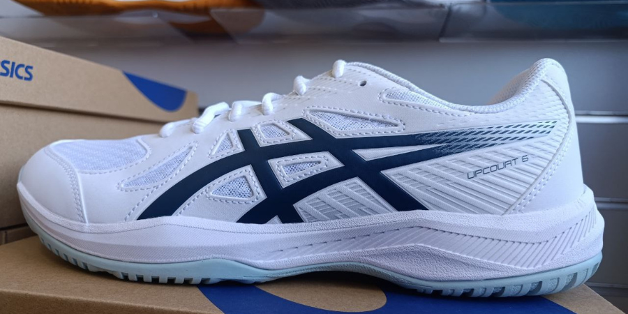  Огляд волейбольних кросівок ASICS Upcourt