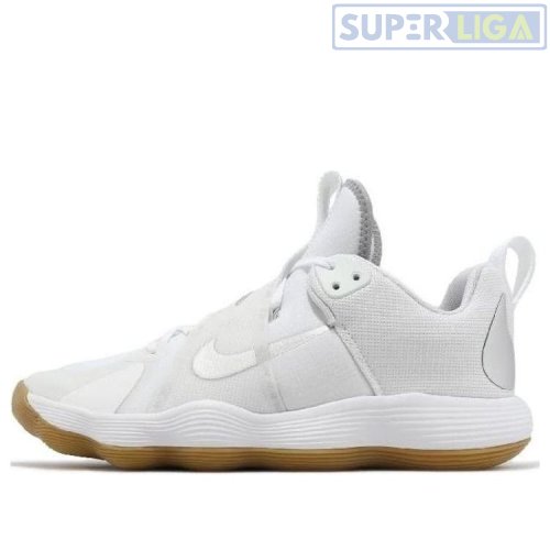 Волейбольные кроссовки Nike React HyperSet DJ4473-100
черный Волейбольные кроссовки Nike React HyperSet DJ4473-100
черный
