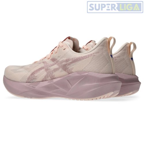 Жіночі бігові кросівки Asics NOVABLAST 5 рожевий (1012B765-702) SS2026