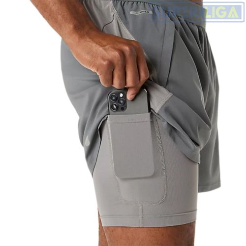 Мужские спортивные шорты для бега Asics ROAD 2-N-1 5IN SHORT серый (2011D245-020) AW2026