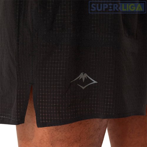 Мужские спортивные шорты для бега Asics FUJITRAIL ELITE SHORT черный (2011D268-001) AW2026