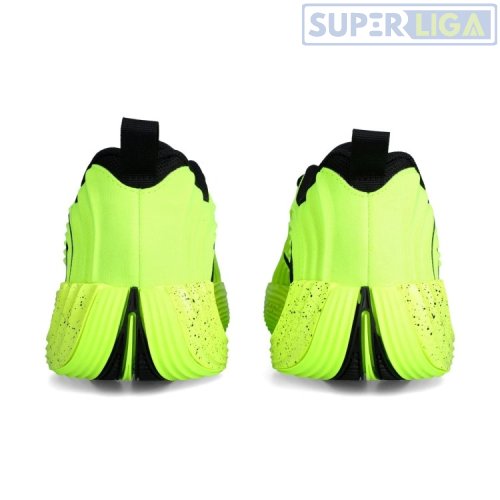 Баскетбольні / волейбольні кросівки Nike Giannis Immortality 5 IM5130-700жовтий